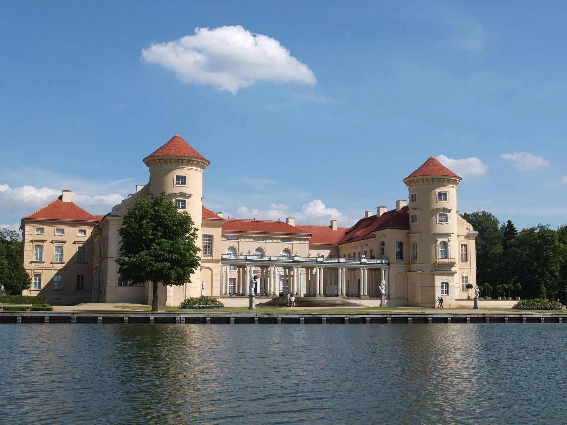 Rheinsberg-Schloss-kostenloses-Bild-web