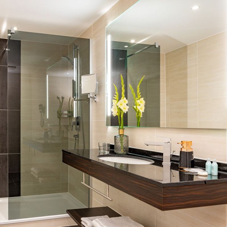 Schlosshotel-Rheinsberg-Bad-Content-800x800px-web